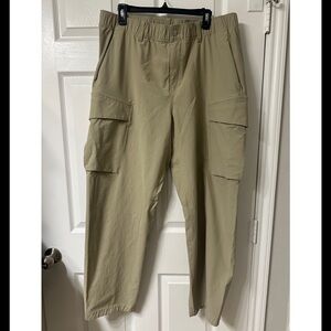 lululemon athletica Men's Cargo Pants in Light Olive